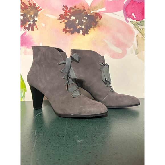 Adrienne Vittadini Ankle Booties 9 1/2 Grey Suede Leather Boots 3" Heels - Picture 1 of 6
